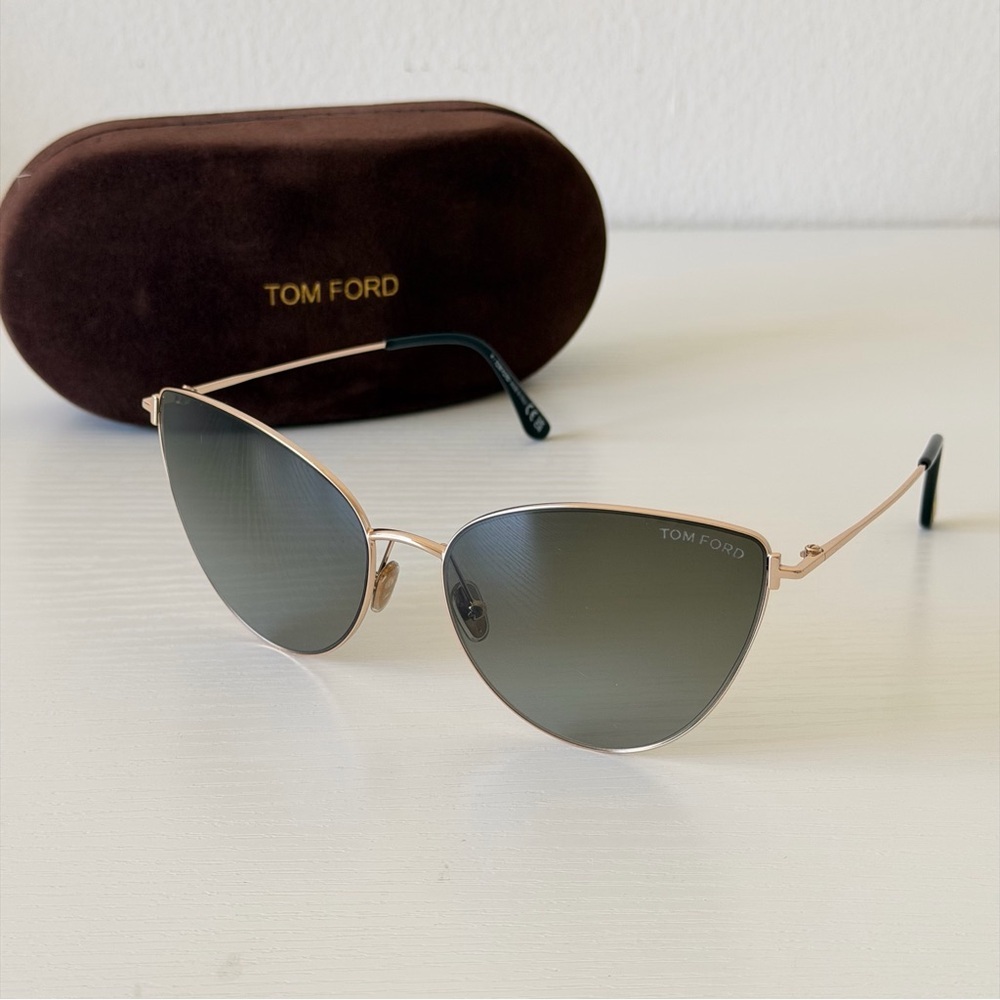 New! Tom Ford FT1005 28B Anais-02 Women Cat Eye Sunglasses in Gold Authentic